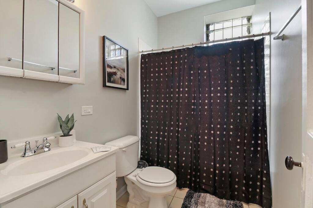 2br Bright And Lovely Apt - Leland 3 Apartment